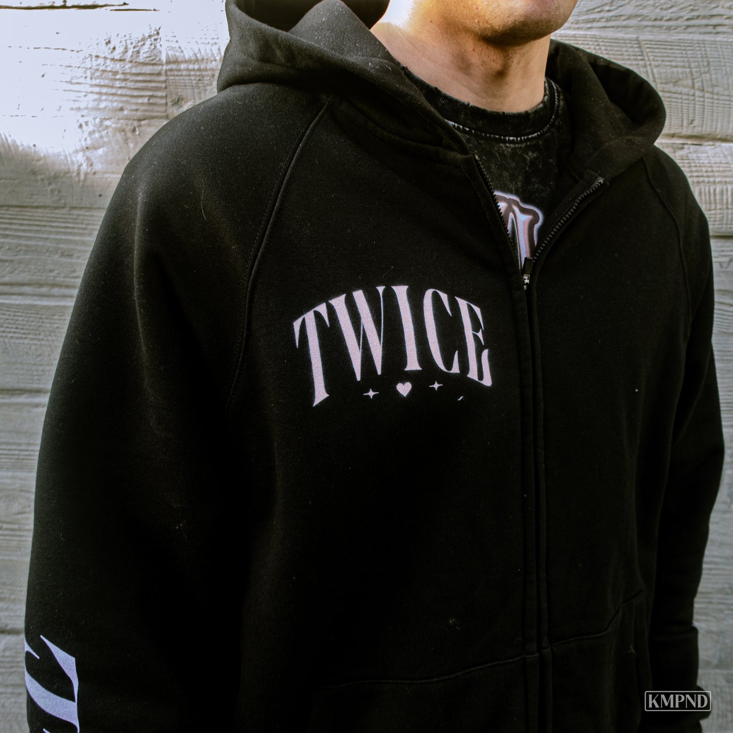 "ONE SPARK" Zip-Up Oversize Hoodie